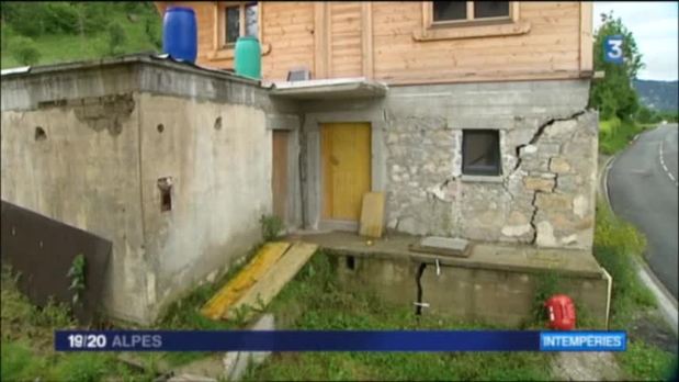 Une vingtaine de maisons menaces par un glissement de terrain  Saint-Sigismond, en Haute-Savoie