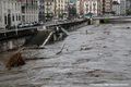 Crue de l'Isre  Grenoble - voies sur berges inondes en aval du pont Marius Gontard