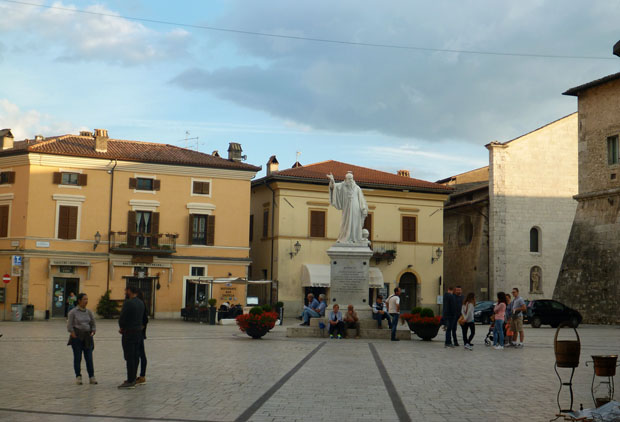 Une place intacte du centre ville de Norcia - 09/09/2016