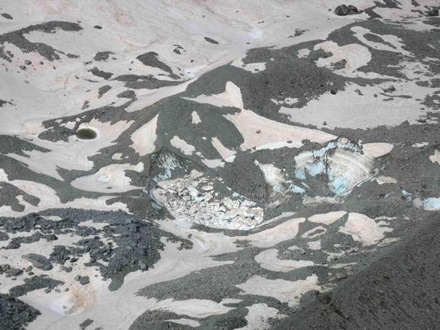 lac supraglaciaire vide