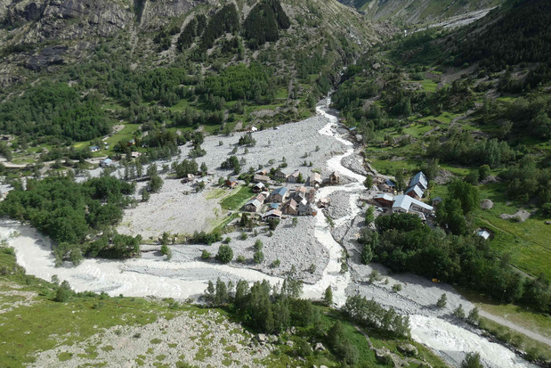 Figure 1 : cne de djection du torrent des tanons et hameau de la Brarde le 22 juin 2024 -  RTM