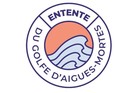 L'Entente du golfe d'Aigues Mortes couvre 60 km de littoral. Elle est issue d'une contractualisation entre Ste Agglople Mditerrane, Montpellier Mditerrane Mtropole, Pays de l'Or Agglomration et Terre de Camargue, pour dvelopper une approche globale des problmatiques environnementales portant sur le milieu marin situ entre les communes de Frontignan et du Grau du Roi.

L'Entente est compose d'une cellule de 3 agents recruts par l'Agglomration du Pays de l'Or et aux spcialits complmentaires (animation et contractualisation territoriale, biodiversit, gestion des risques naturels).

En tant que charg(e) de mission  littoral - gestion des risques ctiers , vous laborez la stratgie et la coordination d'actions portes par les 4 EPCI au titre de la GEMAPI (submersion, tempte, gestion du trait de cte). Vous assurez l'expertise technique de l'Entente dans la gestion de ces risques littoraux notamment en pilotant un observatoire local.

Votre mission rpond aux orientations du plan Littoral 21 et sa dclinaison dans le plan d'action rgional pour l'adaptation du littoral au changement climatique, au plan d'action 2022-2027 du document stratgique de faade Mditerrane, au programme de mesures du SDAGE sur les masses d'eau ctires, aux SLGRI, SRGTC et SRADDET.

Missions principales :

 laboration de la stratgie locale de gestion du trait de cte  lchelle du golfe, en concertation notamment avec les structures portant la gemapi et lamnagement du territoire :
o encadrement des tudes dingnierie maritime (drive sdimentaire, caractrisation des alas, modalits de protection des enjeux avec le panel des gestions dure ou souple du trait de cte),
o proposition de stratgies pour rduire la vulnrabilit des territoires littoraux, en intgrant dans ces rflexions ladaptation au changement climatique, les enjeux environnementaux terrestres, maritimes et marins et les diffrentes stratgies qui y sont dveloppes
 
 laboration doutils de contractualisation permettant de mobiliser des financements pour les oprations de gestion du trait de cte et de dfense contre les temptes et la submersion marine.

 appui et coordination des gemapiens dans la mise en uvre de leurs projets dingnierie maritime : expertise technique, suivi des tudes locales, des projets et de leurs ralisations

 laboration et animation dun observatoire  lchelle du golfe, avec les complments ventuels  mettre en uvre par rapport aux observatoires existants :
o ralisation dun diagnostic sur les suivis existants et  dvelopper, en lien avec la gestion des risques ctiers
o recueil et mise  disposition des donnes et connaissances, mise en rseau, pour lensemble des thmatiques traites par lEntente
o construction doutils daide  la dcision  destination des maitres douvrage
o veille technique et juridique
o participation  la communaut de pratique tablie  lchelle rgionale

 rponse aux appels  projet

 assistance aux porteurs des comptences damnagement du territoire et durbanisme pour la mise en uvre de la recomposition spatiale : caractrisation de la vulnrabilit, partage des pratiques dadaptation issues dautres territoires

 assistance aux matres douvrage portant des projets en lien avec le milieu marin et le littoral (dragage des ports, remodelage de plage) : expertise technique, analyse des tudes dimpact, coordination avec les autres projets littoraux et marins

 assistance et conseil aux gemapiens et aux communes en cas de temptes

Missions secondaires :
 travailler en troite collaboration avec les deux autres chargs de mission et sassurer dune vision transversale sur les sujets traits par la cellule de lEntente