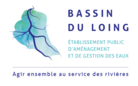 LEPAGE DU BASSIN DU LOING gre 3000 km de rivires (Le Loing et ses affluents) pour un bassin versant denviron 4150 km2. Lobjectif de la cration de cet tablissement est de pouvoir tre plus efficace dans la gestion des milieux aquatiques (GEMA) et damliorer la prvention des inondations (PI)  une chelle dun bassin versant complet. Cela permet galement de renforcer la solidarit amont-aval ncessaire dans la lutte contre les inondations et crer les relations propices  la mise en uvre dactions que seule une commune ou un tablissement public de coopration intercommunal ne pourrait pas le faire.

Un Programme dtudes Pralable (PEP)  anciennement PAPI dintention  a vu le jour et sest termin dernirement, laissant la place au Plan dActions de Prvention des Inondations (PAPI) complet pour la priode 2025  2031. Parmi les actions qui sont en cours dlaboration sur le territoire, une stratgie de communication est prvue dont les publics cibles sont les lus, les services de ltat, les agents des collectivits et bien videmment le grand public avec une cible particulire avec les lves de troisime cycle lmentaire (CM1, CM2 et 6me).

Si les crues rcentes et notamment celles de 1910 et 2016 sont bien documentes, les crues plus anciennes sur le Loing et ses affluents ne le sont pas forcment. Or, lhistoire des crues anciennes permettrait de contribuer au maintien de la mmoire du risque et dalimenter les travaux sur les modles numriques dvelopps ou en cours de dveloppement. Des lments existent probablement dj sur le sujet (i.e. crues de la Seine) et pourront tre repris. Ils devront tre complts pour lensemble du bassin versant. Les archives dpartementales de lYonne, du Loiret et de la Seine-et-Marne seront des sources de renseignements importantes mais bien dautres sources sont  explorer (archives nationales, bibliothques universitaires, fonds de cartes, fonds de cartes postales, banques photographiques, etc.).

La gestion des risques demande que lon amliore la prvention et que soit dveloppe  une culture du risque  notamment dans les zones exposes pour viter le danger de loubli. Si aprs une catastrophe, les esprits sont encore vifs  se remmorer lvnement, le constat malheureux est dobserver quaprs quelques annes des projets en zone inondable puissent merger. Cela dmontre tout lintrt de conserver la mmoire des crues et leur intensit pour dissuader certains de  raliser limpensable  Ce projet pourra concerner les inondations et crues soudaines lies au ruissellement si cela permet de mieux comprendre le fonctionnement des inondations ou crues sur le bassin versant.

Le projet concernera galement les phnomnes dtiage (rguliers et svres) qui donneront  lEPAGE des indications importantes sur les volumes deau potentiellement prlevables dans le cadre des futures politiques sur les usages de leau.

La connaissance du pass est la pierre angulaire de la construction de lavenir en matire durbanisme, de dveloppement et de rsilience des territoires. Tirer les leons des vnements qui ont eu lieu permet de prendre les dcisions propres  sauvegarder et protger nos Populations par les lus dans le cadre de leur mission.

Latlas des crues et des tiages sur le bassin du Loing ( Histoire deau  Le Loing en scne (Seine) ) sera un outil majeur pour les lus du bassin du Loing et un outil pdagogique pour le grand public. De plus, il existe un affluent du Loing qui est trs peu document. Il sagit du Lunain. Cette tude permettra de mieux connatre les vnements passs (crues, tiages) sur cet affluent et les consquences matrielles et humaines conscutives.

Dfinition du sujet :

- Rpertorier et documenter les crues et inondations qui se sont produites de nos jours aux temps les plus anciens possibles permettrait de mieux connatre les vnements prcdents pour plusieurs raisons :

- Entretenir la mmoire pour mieux apprhender ce qui peut se passer avec des pluies plus frquentes et plus intenses lies au drglement climatique

- Mieux comprendre les volutions de la morphologie des cours deau  la suite des crues et des manques deau ou dans le cadre des politiques publiques

- Mieux apprhender les consquences des inondations et es tiages sur les plans humain et matriel

Lintrt est donc de permettre de mieux comprendre comment les rgimes de prcipitations ou la gestion des eaux (cours deau) peuvent avoir volu avec le temps, ce qui aidera  valuer les impacts du drglement climatique sur les risques dinondation actuels et futurs. Les phnomnes dtiage sont galement des lments importants  prendre en compte pour la construction des actions de lEPAGE. Sur le plan culturel et historique, les crues majeures ont souvent marqu les socits riveraines, influenant souvent larchitecture, lurbanisme, parfois mme lhistoire locale. Les rcits et les archives de ces vnements sont importants pour la transmission de la mmoire. Cet atlas des crues du Loing et de ses affluents permettra galement de construire des outils pdagogiques qui sont des lments indispensables  la mmoire du pass et la prparation de lavenir.

Domaines dtude : Le projet aborde plusieurs domaines, dont :
- Lhistoire, dans le sens  connaissance et rcit des vnements du pass jugs dignes de mmoire 
- Lethnographie, dans le sens  tude des documents relatifs aux populations riveraines des zones inondes 
- La gomorphologie, la palogographie et lhydrogologie, dans le sens  modification du relief due aux inondations et crues majeures et mineures  et  modification des cheminements des eaux souterraines 
- Lhydraulique, dans le sens  valuation des dbits et de la pluviomtrie conduisant  lvnement dinondation 

Rsultats et livrables attendus :
- Un compte-rendu historique sur les crues et inondations et tiages.
- Un compte-rendu spcifique sur lvolution des populations concernes par les diffrents vnements au cours du temps tay de cartes.
- Un compte-rendu spcifique sur les volutions de la morphologie des cours deau avec des cartes gographiques montrant les diffrentes volutions des morphologies des cours deau, et une possible intgration sur des sites  porte pdagogique et de prvention (ex : episeine.fr).

Dure totale du projet/stage : 5 mois
Stage indemnis selon lgislation en vigueur
Profil recherch : Etudiant(e) niveau MASTER 2