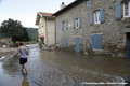 Crue du ruisseau Blanc - route communale inondée en face de l'hôtel de la Loire