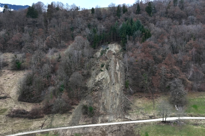 Glissement de terrain route de Balmes  Marthod