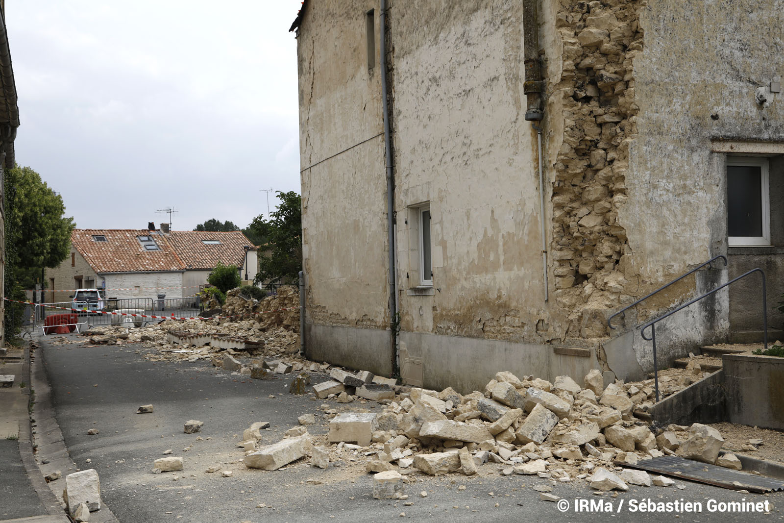 Cram Chaban Séisme Catastrophes Naturelles Séisme De La Laigne