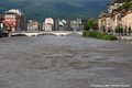 Crue de l'Isère à Grenoble en aval du pont Saint-Laurent