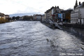 Crue de l'Isre  Grenoble le 13 dcembre 2023 - inondation des voies sur berges