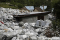 Crue du torrent des �tan�ons � la B�rarde - habitation engrav�e