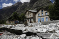 Crue du torrent des �tan�ons � la B�rarde - place du village engrav�e